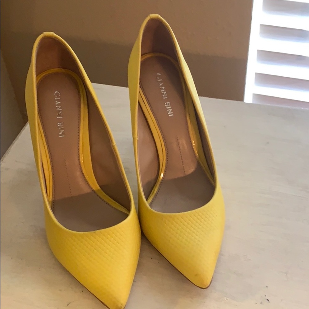 Gianni bini yellow heels